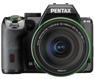 Pentax K-S2 Black + DA 18-135mm F3.5-5.6 DC WR